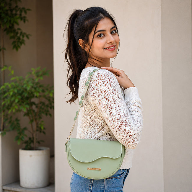Crest Pastel Green Saddle Shoulder Bag Wavy Flap Design Main Image